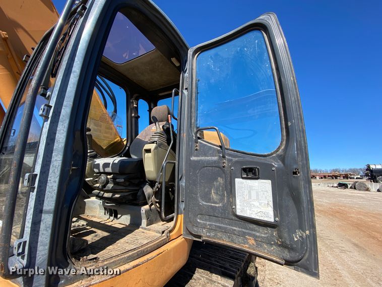 image for item HR9456 2003 Case CX225SR  excavator