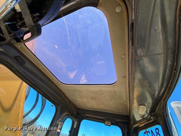 image for item HR9456 2003 Case CX225SR  excavator