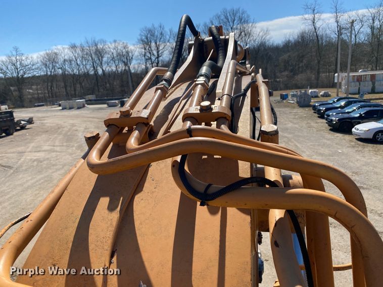 image for item HR9456 2003 Case CX225SR  excavator