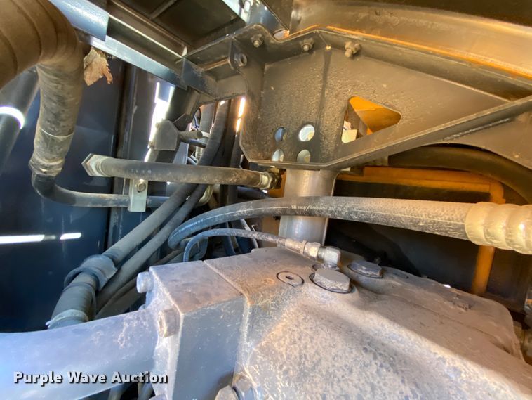 image for item HR9456 2003 Case CX225SR  excavator