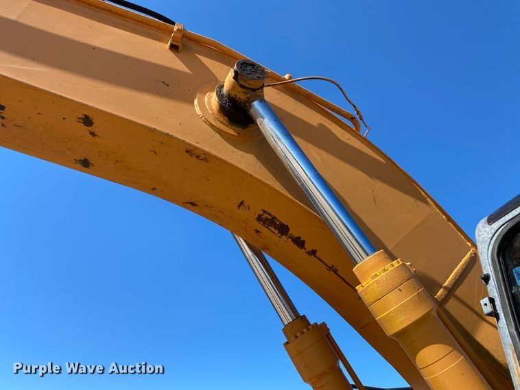 image for item HR9456 2003 Case CX225SR  excavator