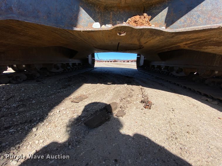 image for item HR9456 2003 Case CX225SR  excavator