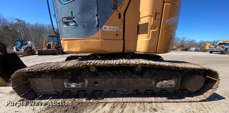 image for item HR9456 2003 Case CX225SR  excavator