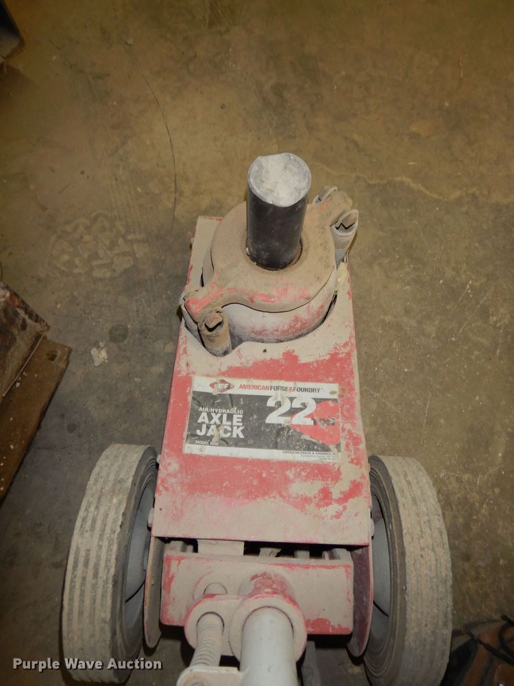 image for item HU9011 (2) jacks