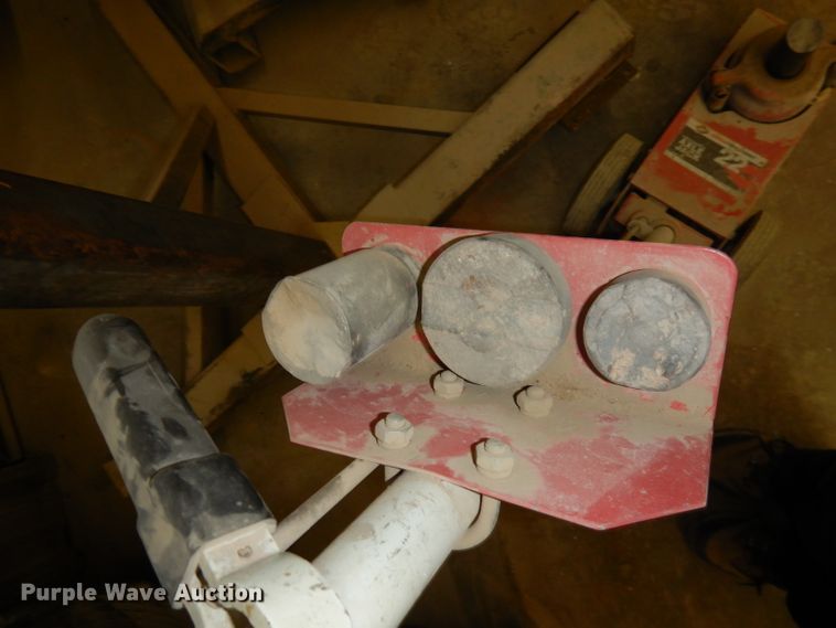 image for item HU9011 (2) jacks