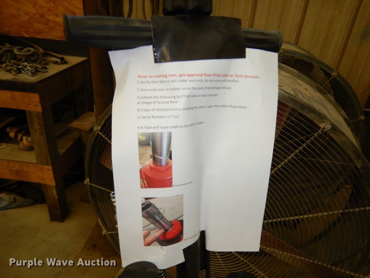 image for item HU9011 (2) jacks