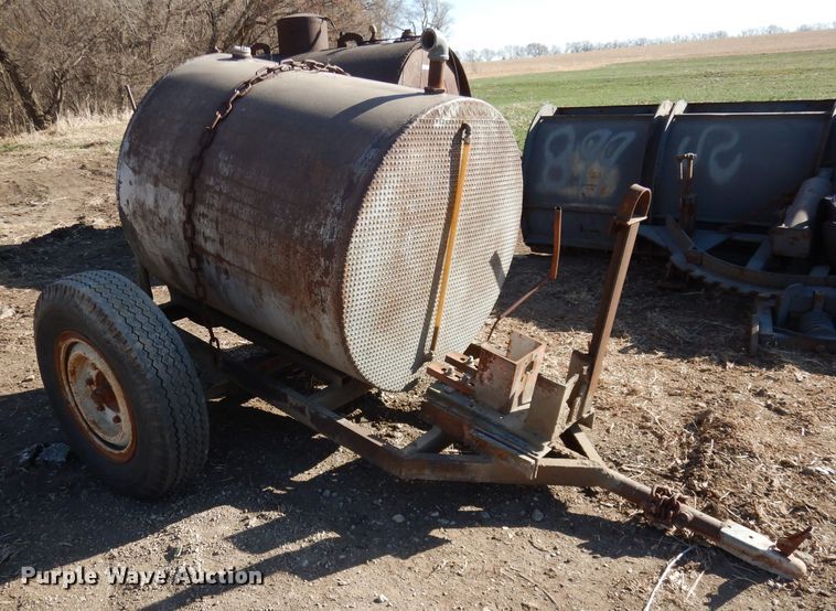 image for item HU9020 Waste oil trailer