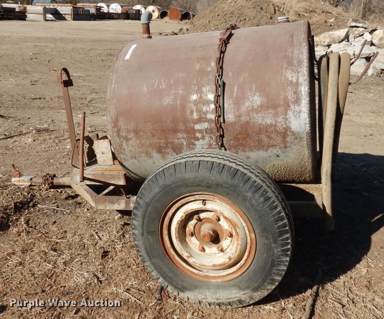 image for item HU9020 Waste oil trailer