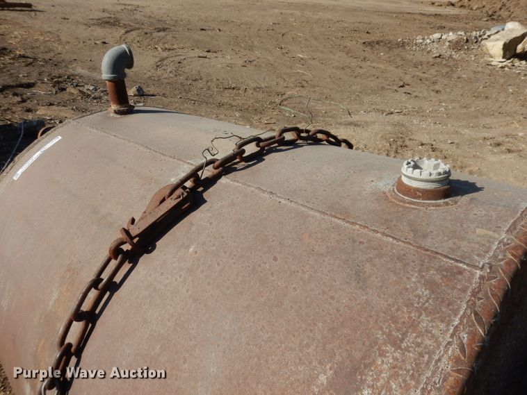 image for item HU9020 Waste oil trailer