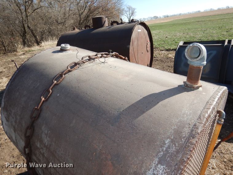 image for item HU9020 Waste oil trailer