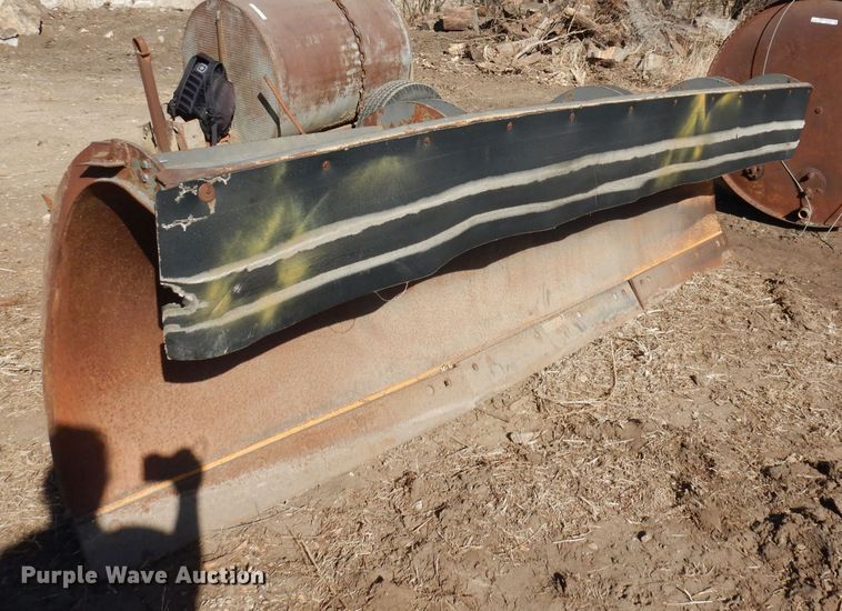 image for item HU9022 12'W snow plow