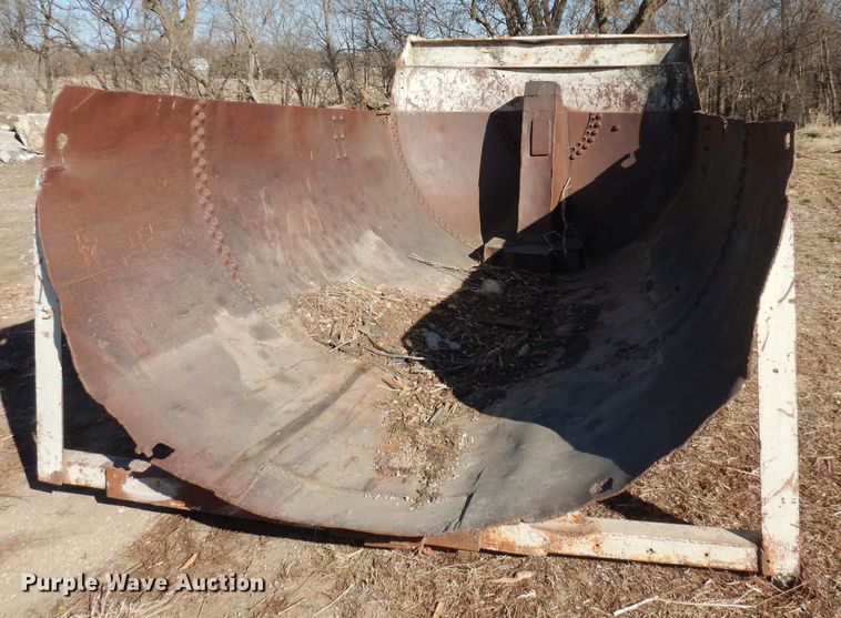 image for item HU9023 Shop built barrel bed