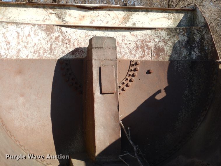 image for item HU9023 Shop built barrel bed