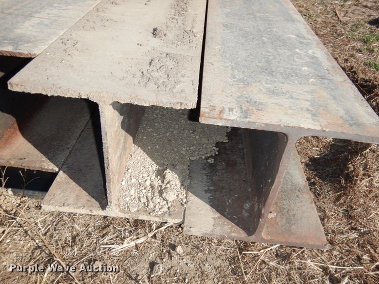 image for item HU9024 (10) H-beams