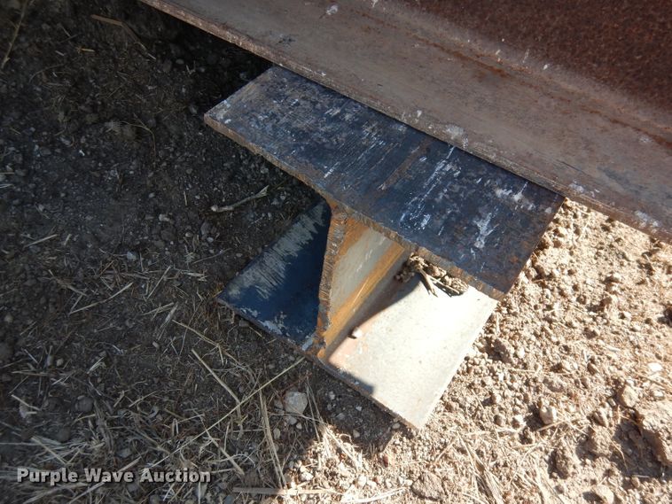 image for item HU9024 (10) H-beams