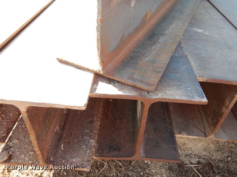 image for item HU9024 (10) H-beams