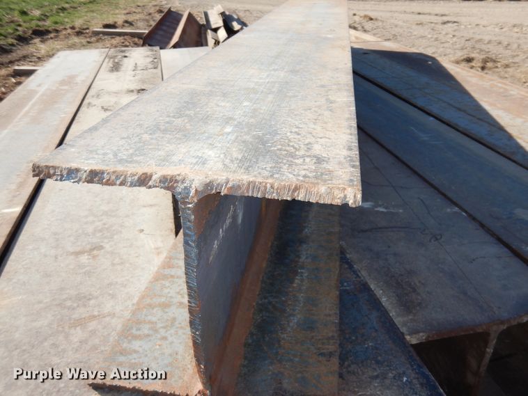 image for item HU9024 (10) H-beams