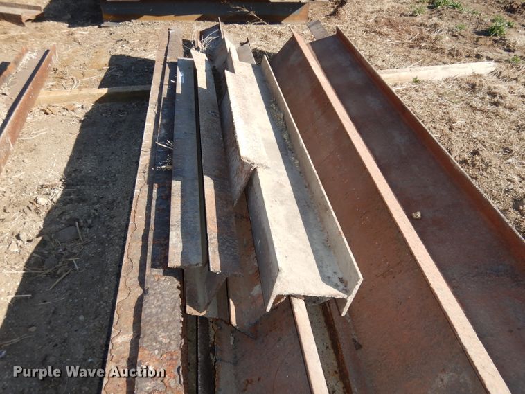 image for item HU9025 Approximately 30 I-beams