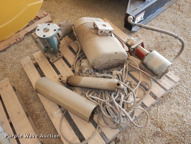 image for item HU9026 Tools