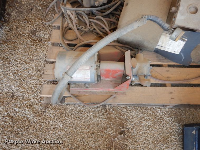 image for item HU9026 Tools