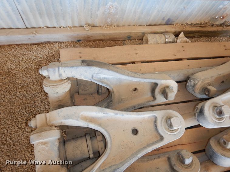 image for item HU9027 (4) Kenworth suspension arms