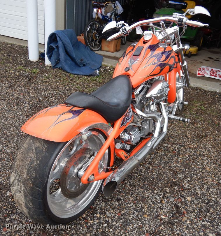 image for item HU9153 2003 Big Dog Pitbull motorcycle