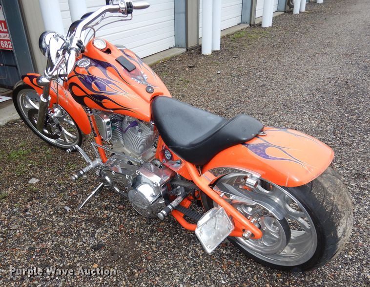 image for item HU9153 2003 Big Dog Pitbull motorcycle