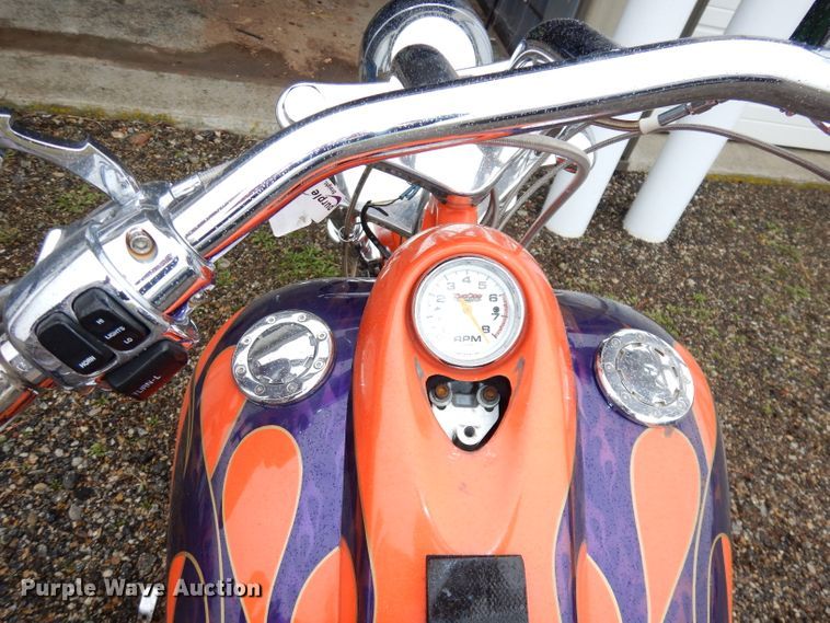 image for item HU9153 2003 Big Dog Pitbull motorcycle