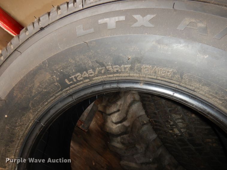 image for item HU9159 (6) Michelin 245/75R17 tires