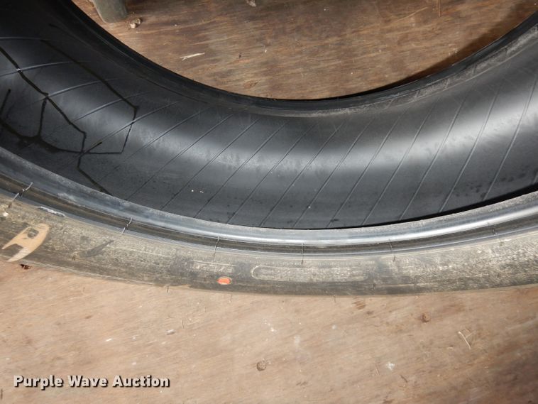 image for item HU9159 (6) Michelin 245/75R17 tires