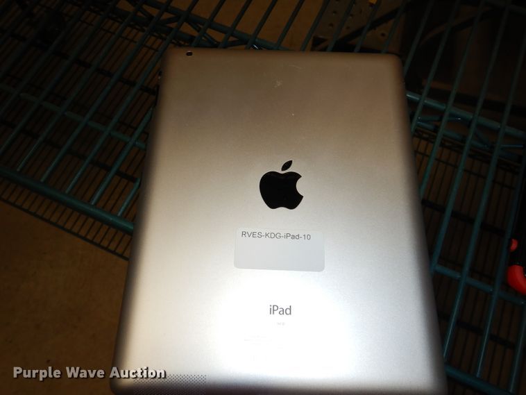 image for item HU9161 (10) Apple iPads