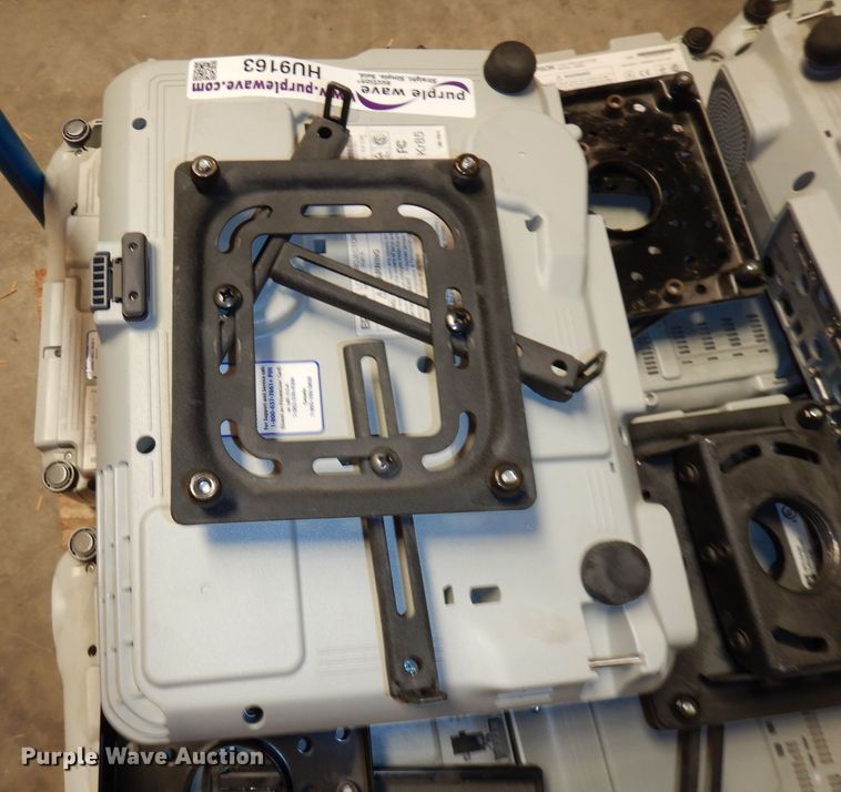 image for item HU9163 (11) Epson projectors