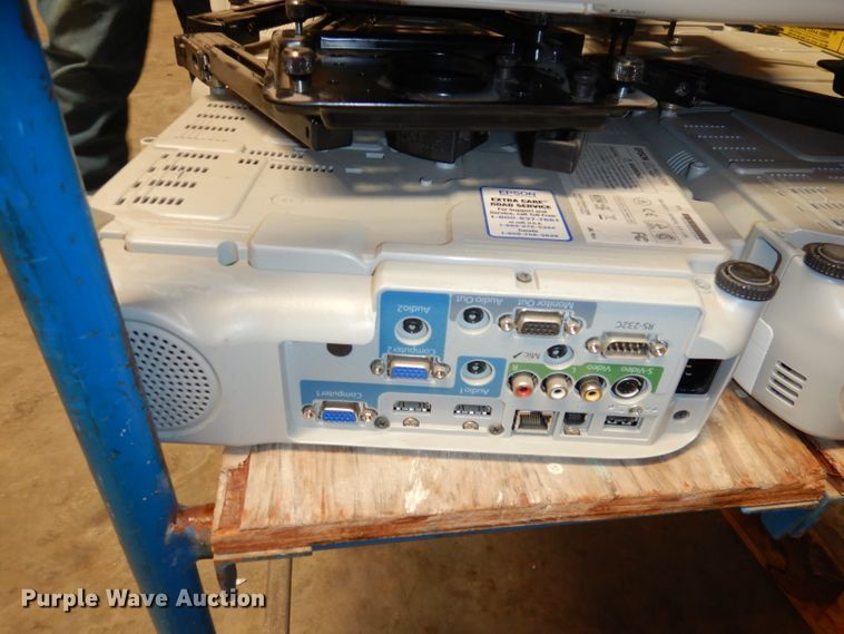 image for item HU9163 (11) Epson projectors