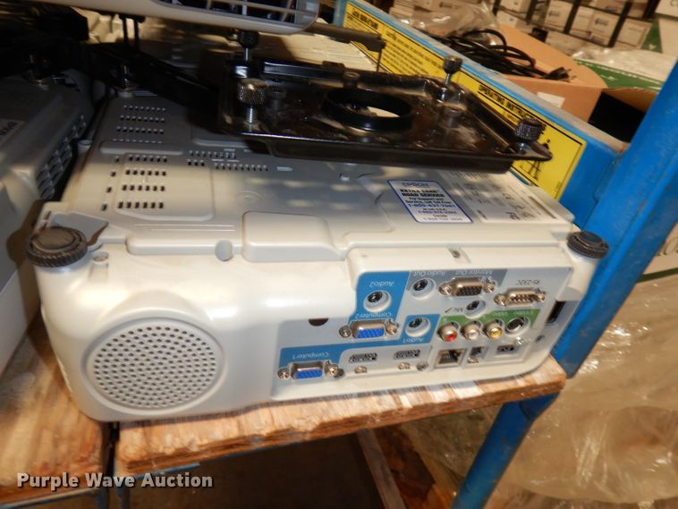 image for item HU9163 (11) Epson projectors