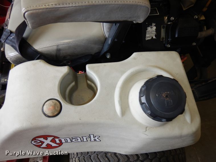 image for item HU9186 Exmark Lazer Z  231C ZTR lawn mower