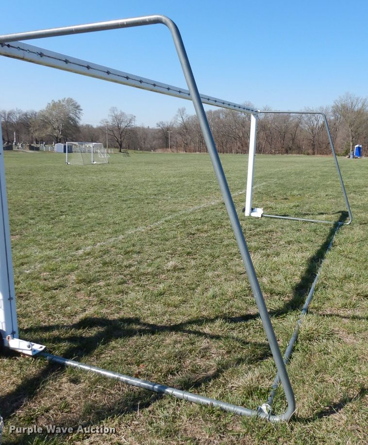 image for item HU9215 (2) soccer goals