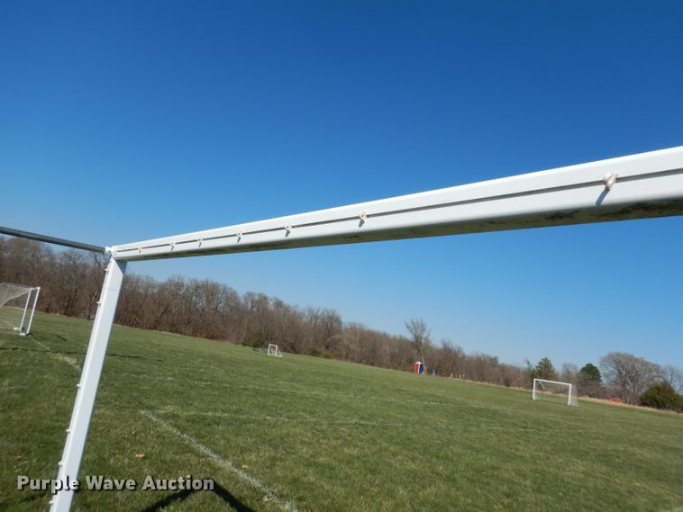 image for item HU9215 (2) soccer goals