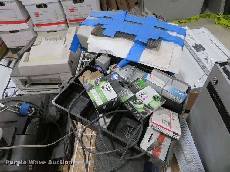 image for item HV9643 Office supplies and equipment