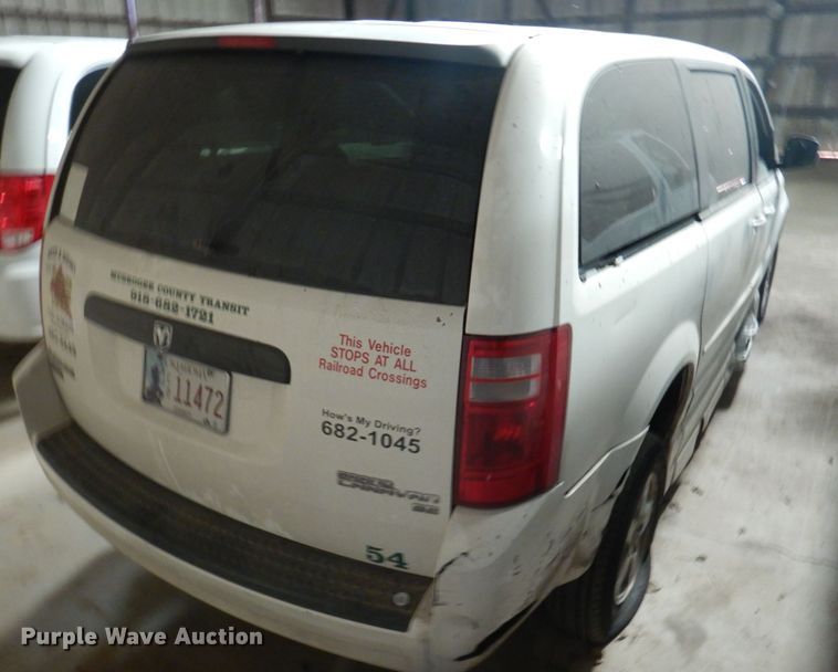 image for item HW9851 2010 Dodge Grand Caravan  van