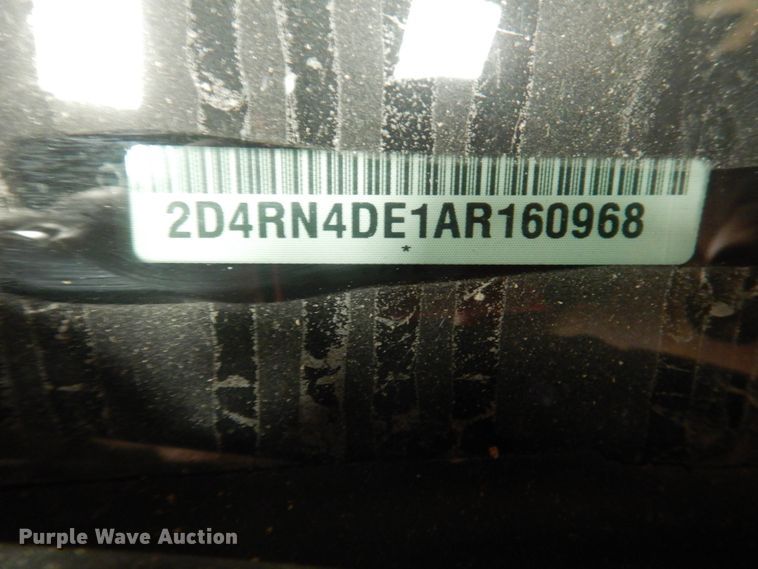 image for item HW9851 2010 Dodge Grand Caravan  van