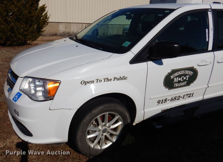 image for item HW9864 2015 Dodge Grand Caravan  handicap accessible van