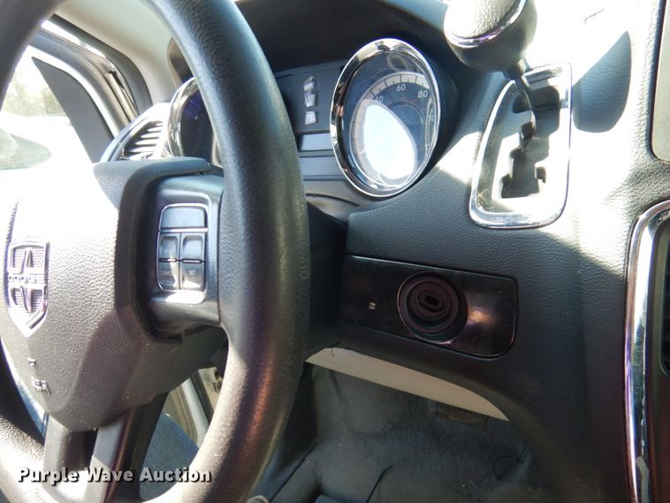 image for item HW9864 2015 Dodge Grand Caravan  handicap accessible van