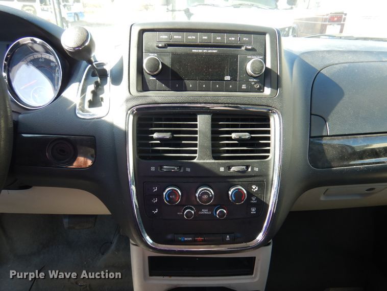 image for item HW9864 2015 Dodge Grand Caravan  handicap accessible van