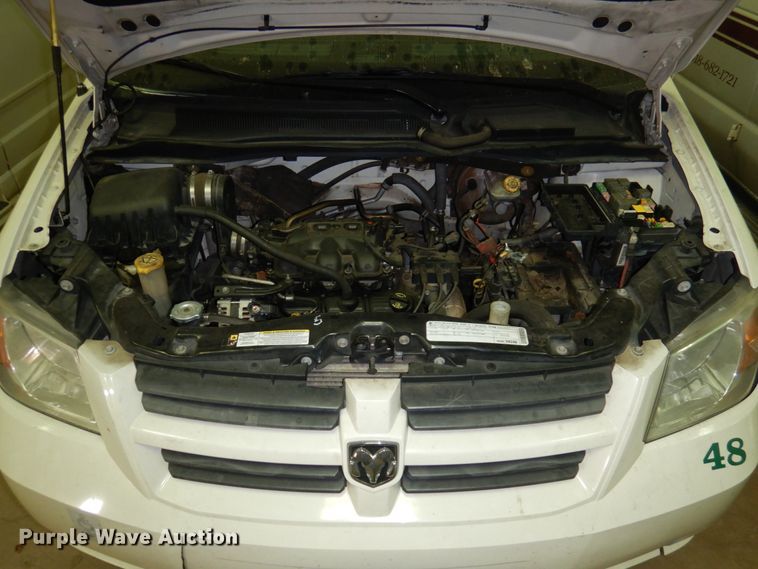 image for item HW9867 2010 Dodge Grand Caravan  van