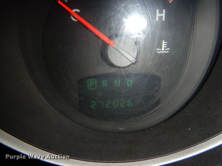 image for item HW9868 2010 Dodge Grand Caravan  van