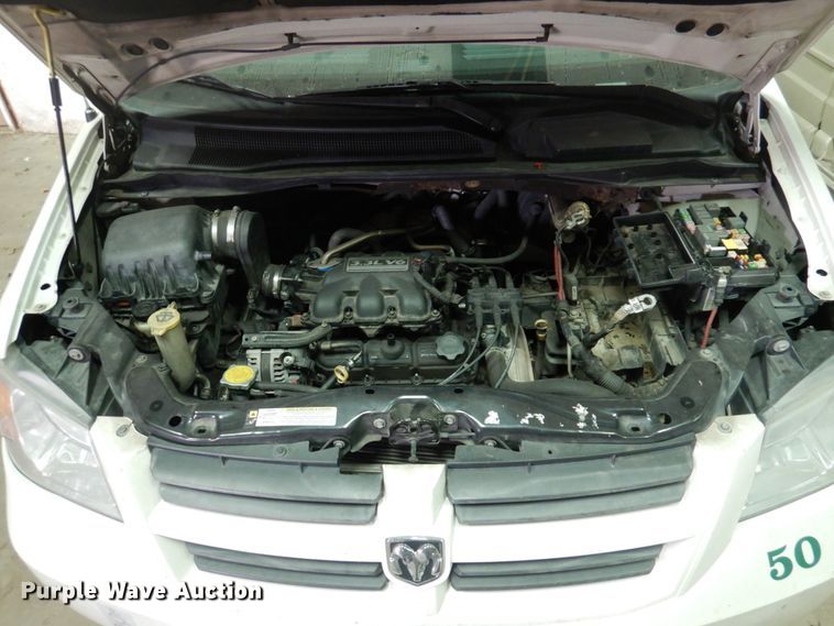 image for item HW9868 2010 Dodge Grand Caravan  van