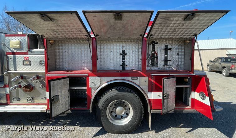 image for item HX9790 1990 Ottawa 08V  pumper fire truck