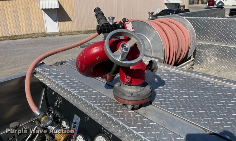 image for item HX9790 1990 Ottawa 08V  pumper fire truck