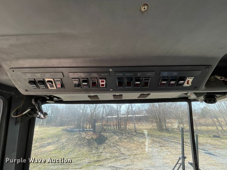 image for item HX9790 1990 Ottawa 08V  pumper fire truck