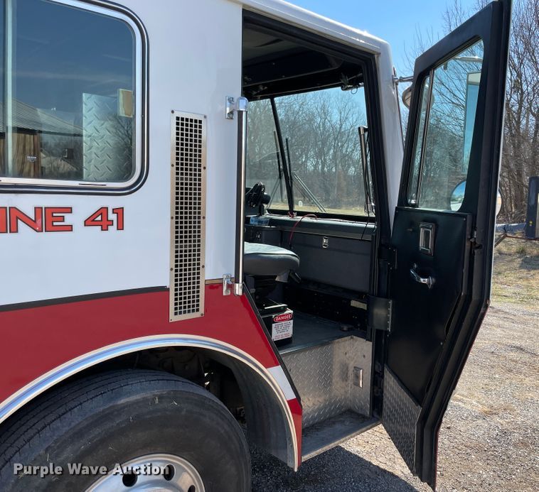 image for item HX9790 1990 Ottawa 08V  pumper fire truck